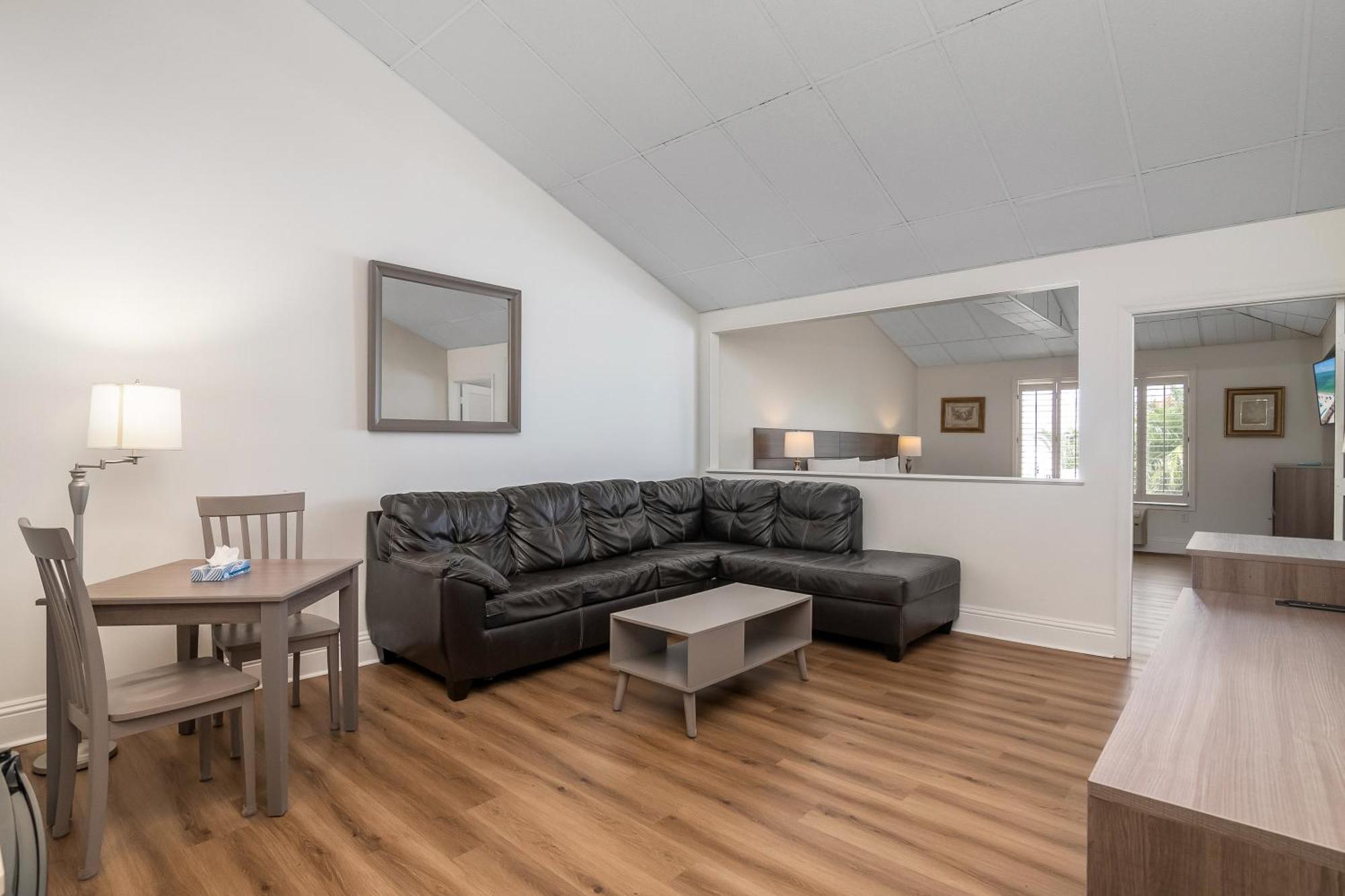 Naples Park Central Hotel 외부 사진