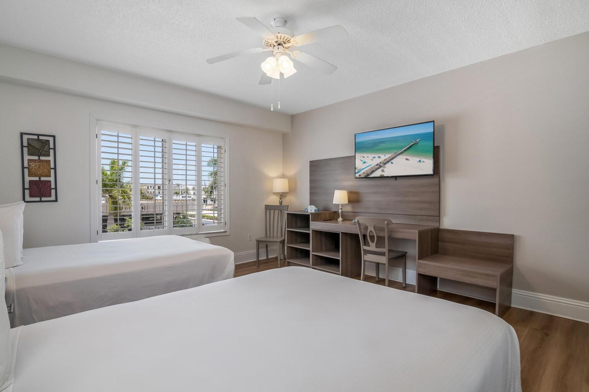 Naples Park Central Hotel 외부 사진