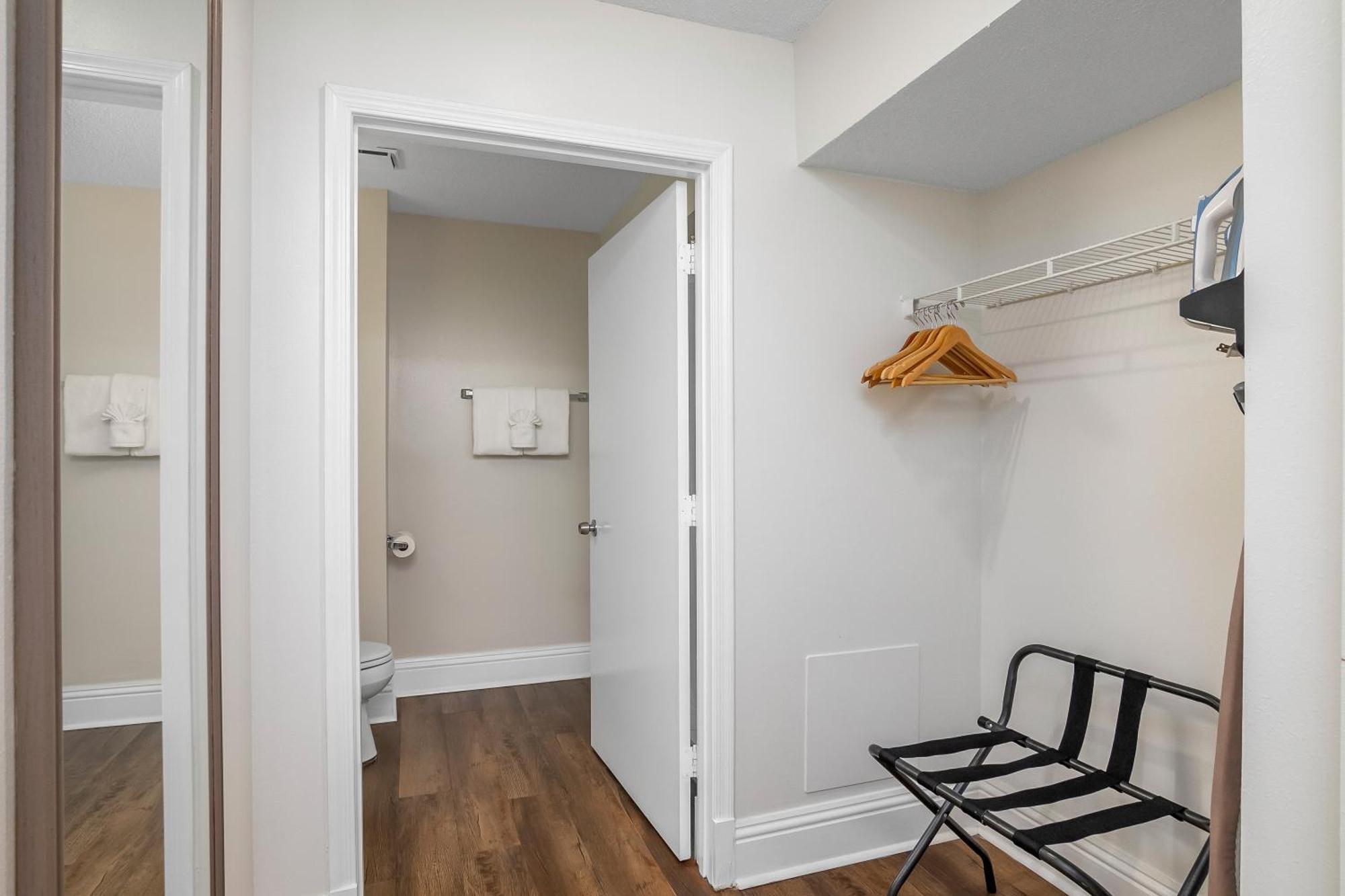 Naples Park Central Hotel 외부 사진