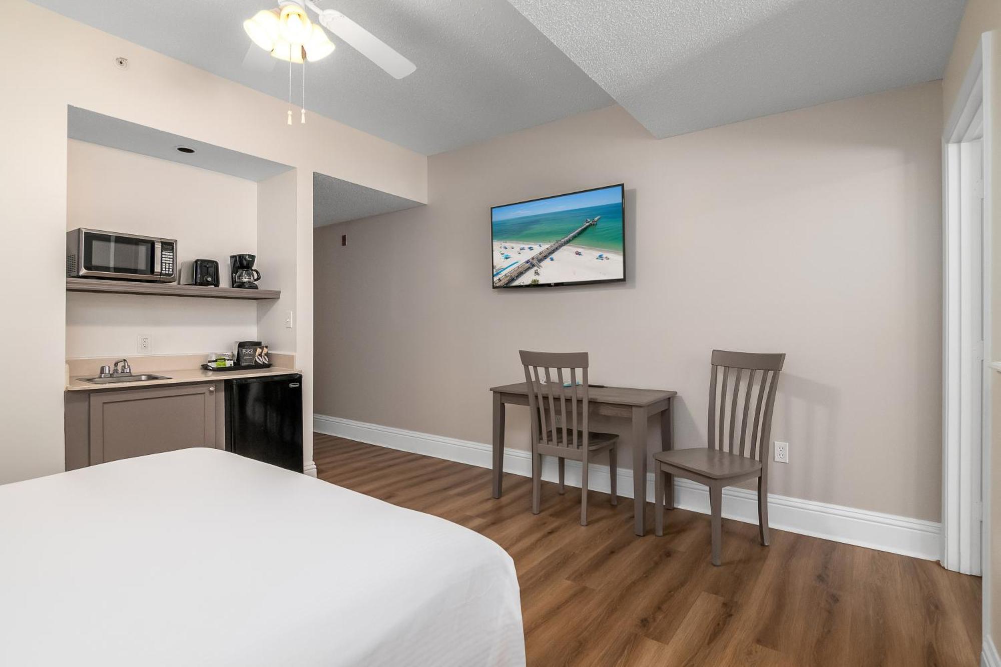 Naples Park Central Hotel 외부 사진