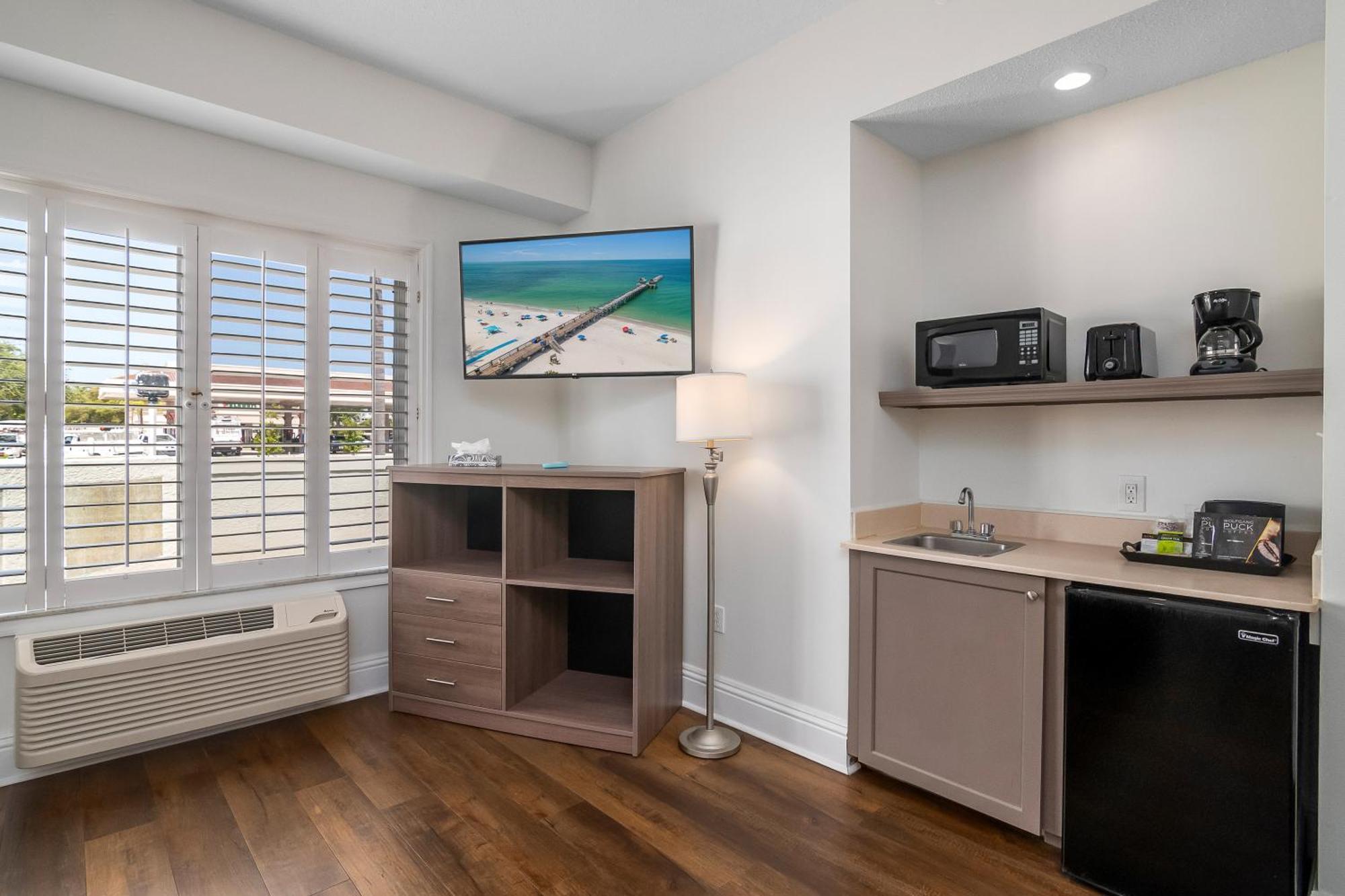 Naples Park Central Hotel 외부 사진
