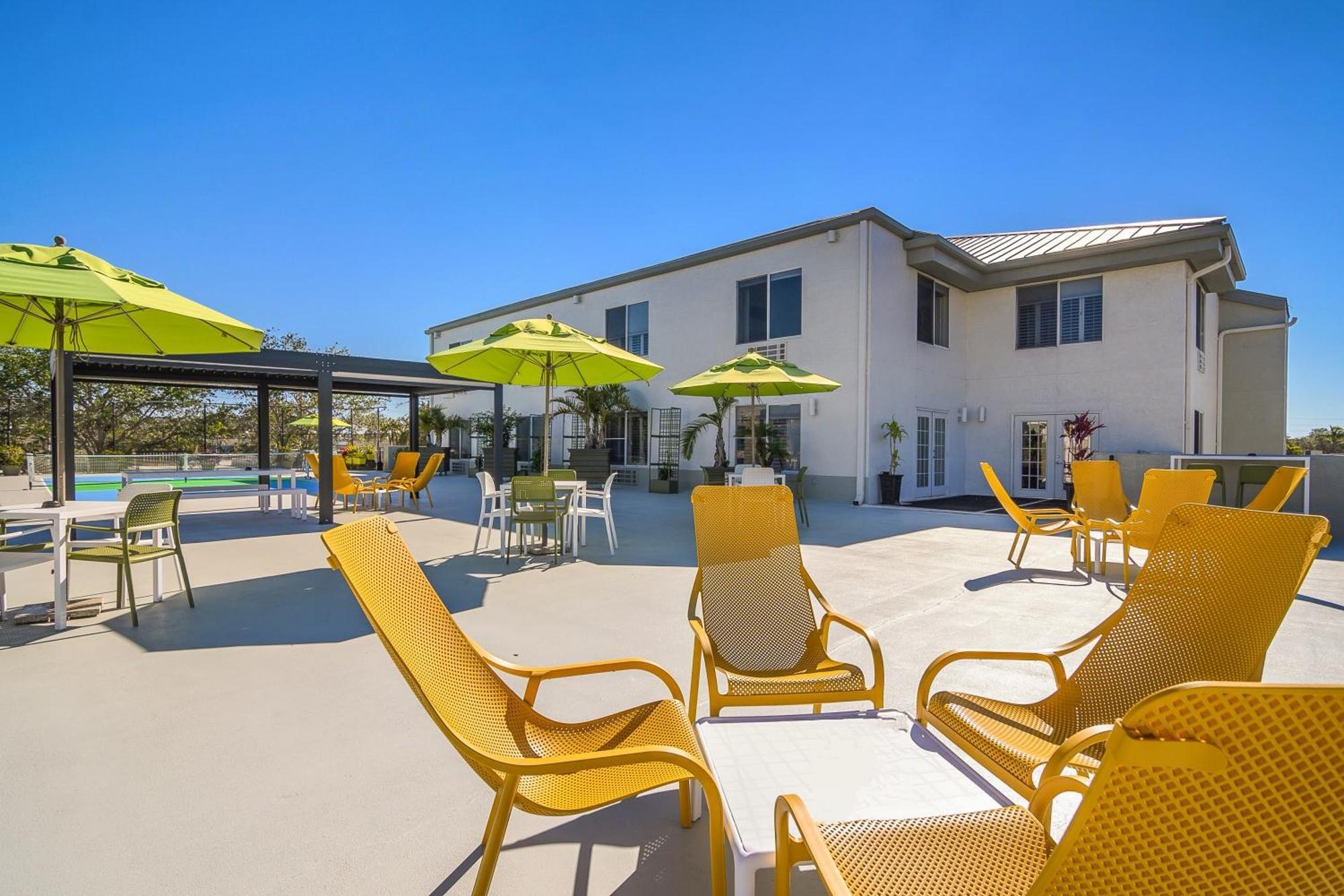 Naples Park Central Hotel 외부 사진