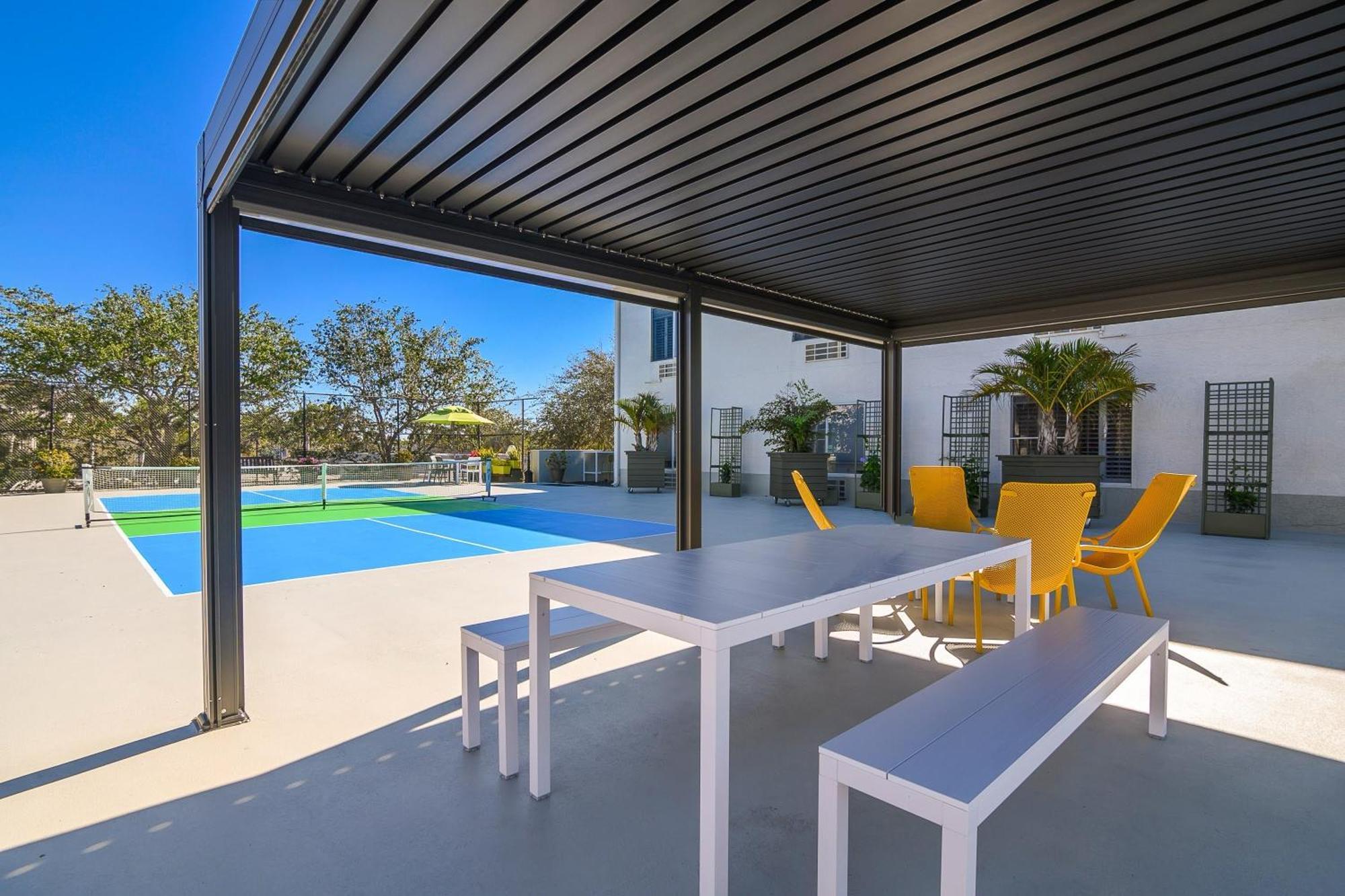 Naples Park Central Hotel 외부 사진
