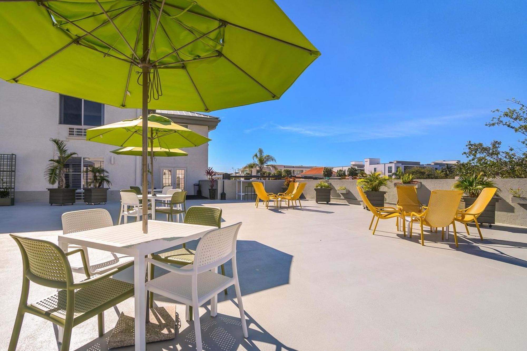 Naples Park Central Hotel 외부 사진