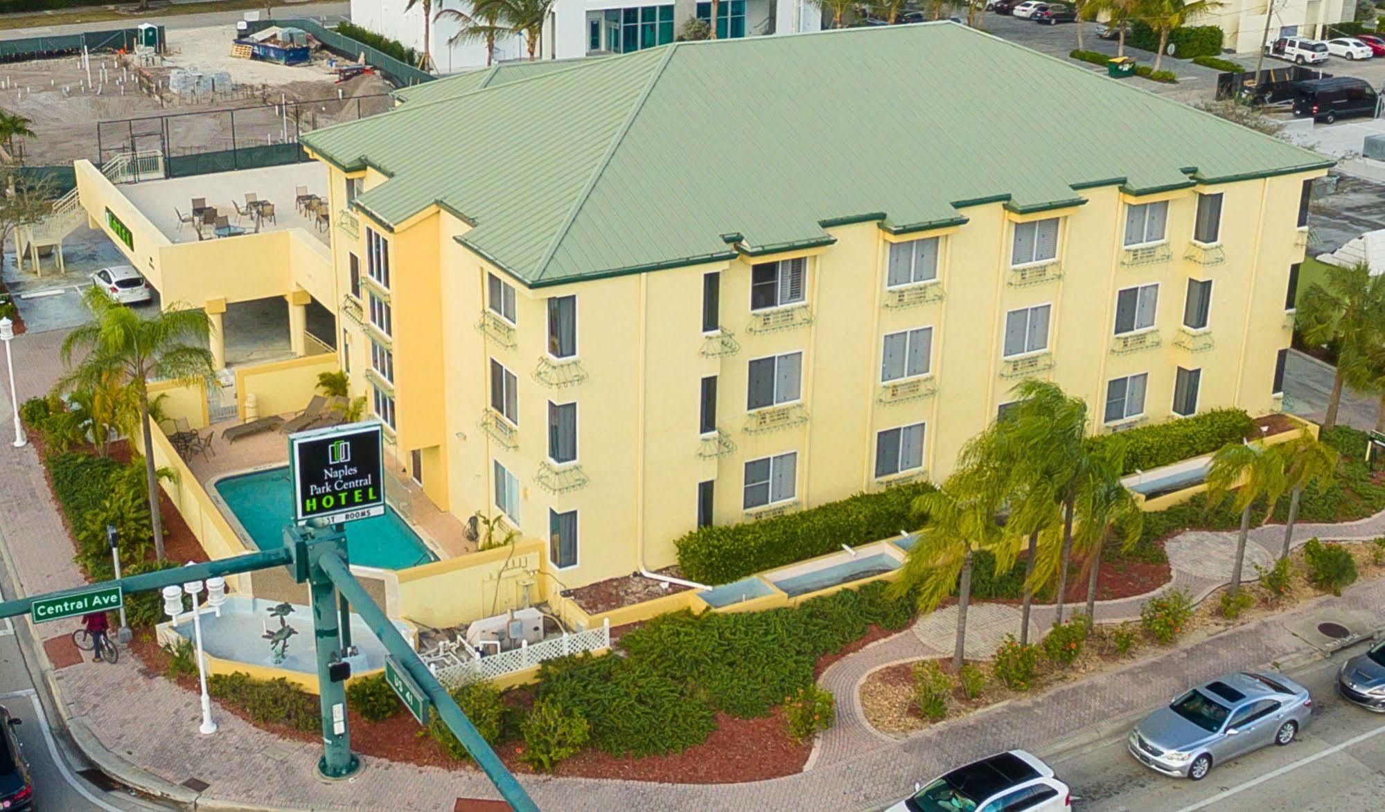 Naples Park Central Hotel 외부 사진