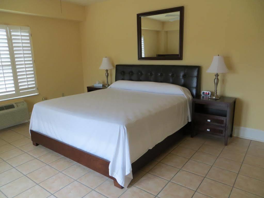 Naples Park Central Hotel 외부 사진
