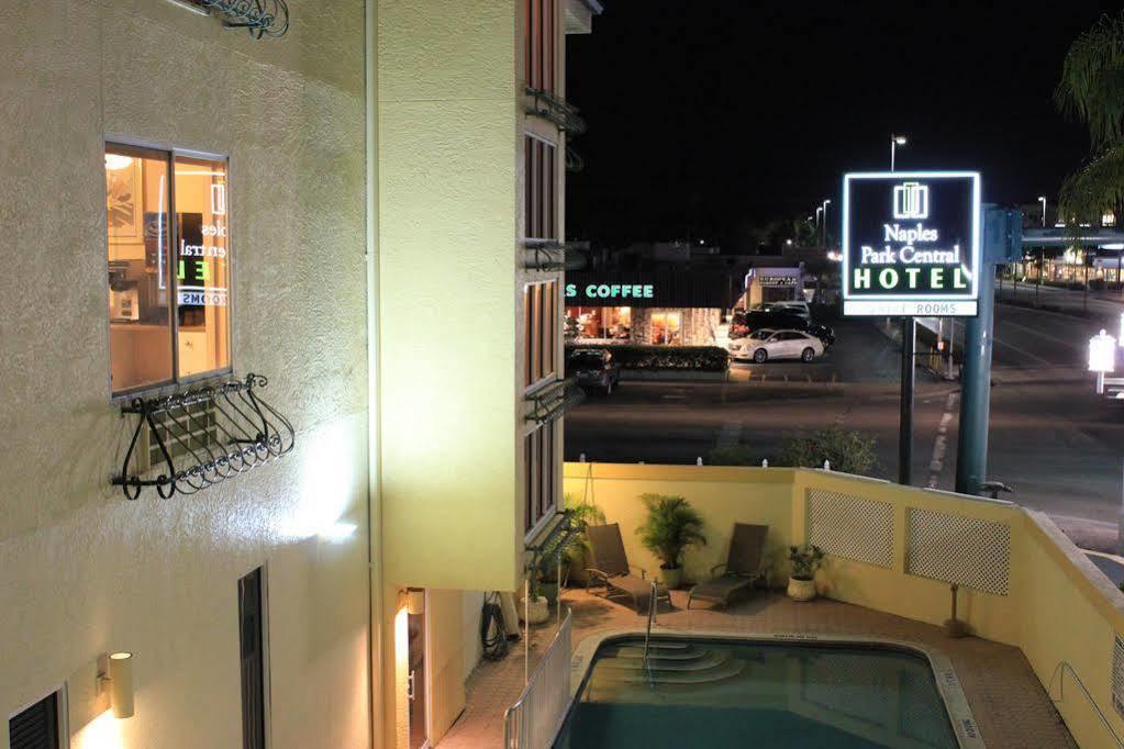 Naples Park Central Hotel 외부 사진